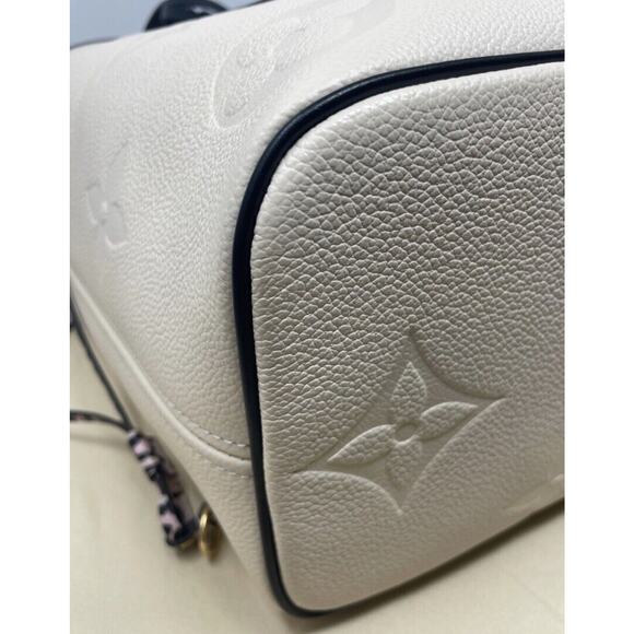 Louis Vuitton Neverfull Wild At Heart MM Ivory Leather - Picture 9 of 14